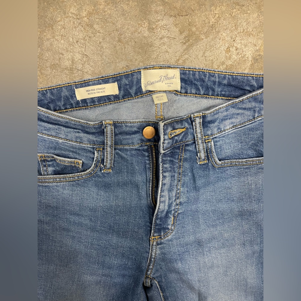 Universal Thread Jeans - Picture 3 of 3